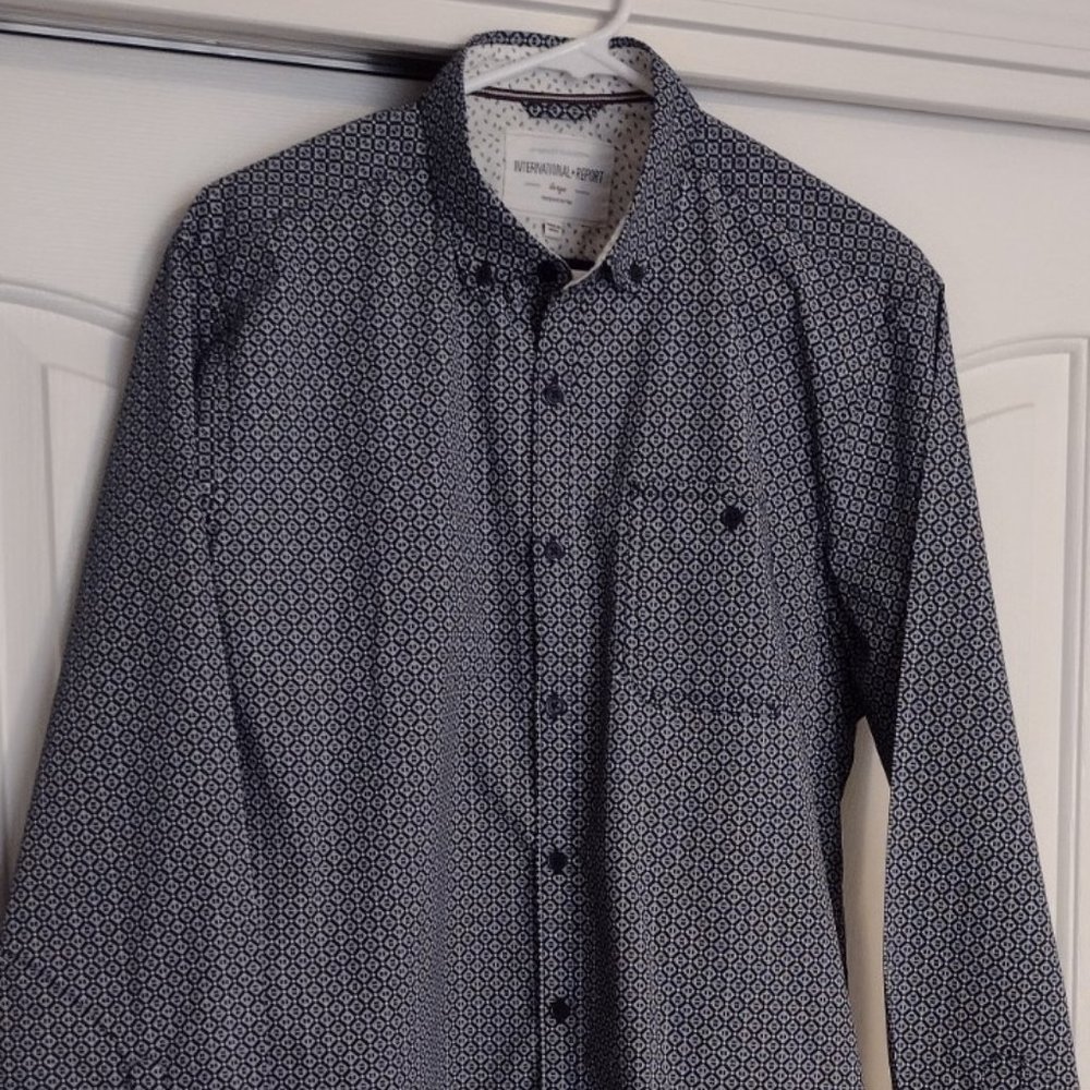 International Report Men's Long Sleeve Shirt